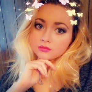 Meet your Posher, Staci